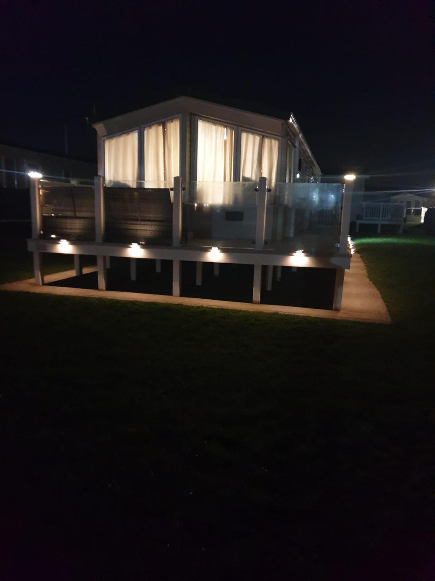Seaside Caravan Hoburne Naish Holiday Park Naish Common 83 新米尔顿 外观 照片